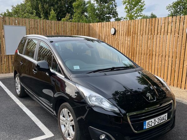 Peugeot 5008 MPV, Diesel, 2015, Black