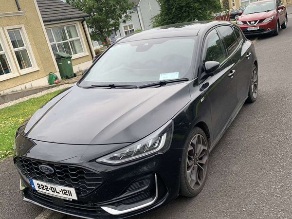 Ford Focus Hatchback, Diesel, 2022, Black