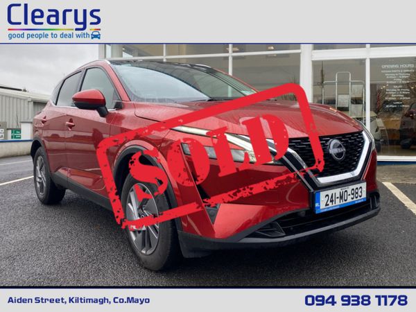 Nissan Qashqai MPV, Petrol Hybrid, 2024, Red