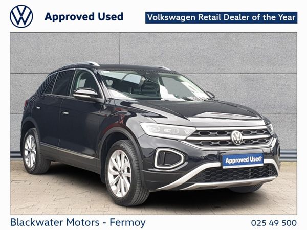 Volkswagen T-Roc Estate, Petrol, 2022, Black