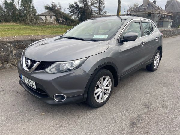 Nissan Qashqai Hatchback, Diesel, 2015, Grey