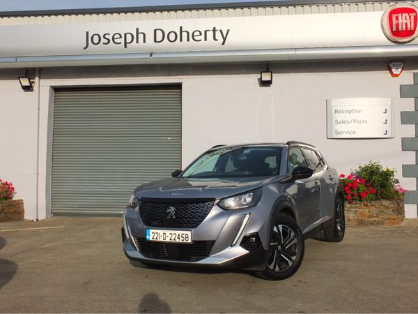 Peugeot 2008 MPV, Petrol, 2022, Silver