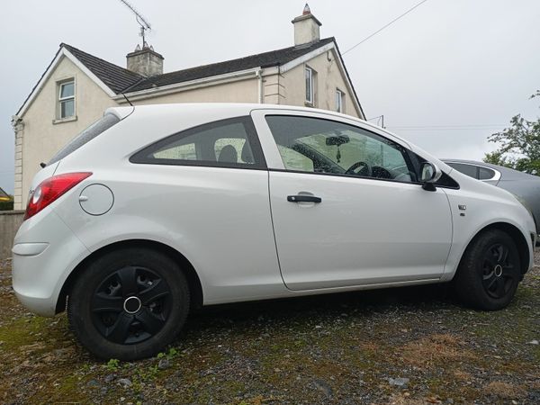 Vauxhall Corsa Hatchback, Petrol, 2011, White