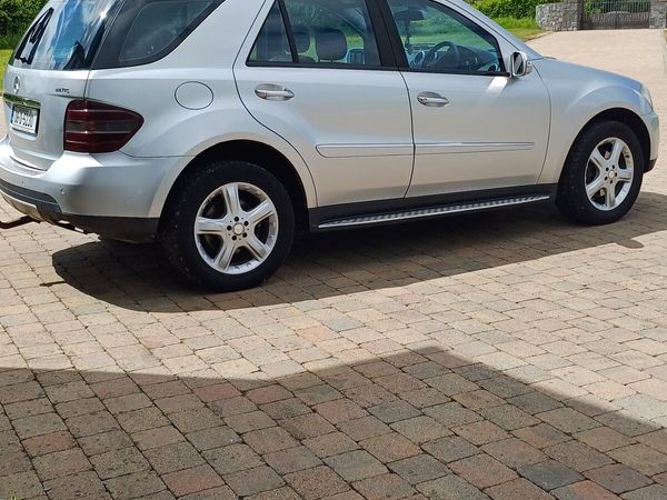 Hyundai Santa Fe SUV, Diesel, 2016, White