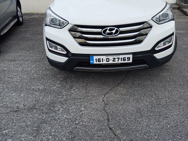 Hyundai Santa Fe SUV, Diesel, 2016, White