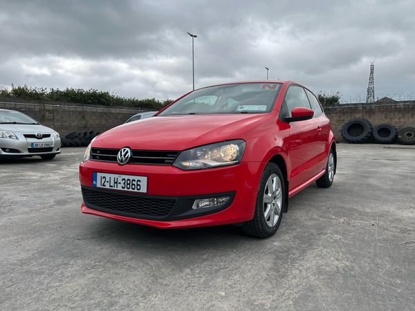 Volkswagen Polo Hatchback, Petrol, 2012, Red