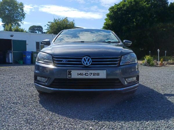 Volkswagen Passat Saloon, Diesel, 2014, Grey