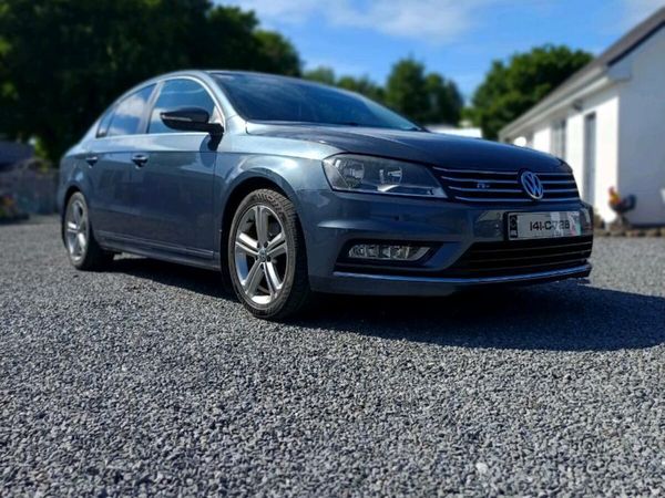Volkswagen Passat Saloon, Diesel, 2014, Grey