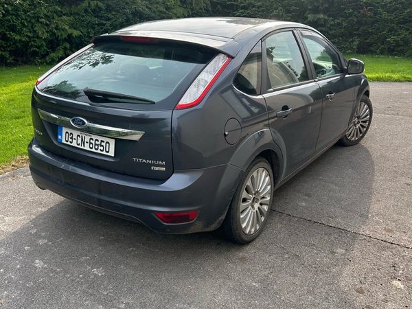 Ford Focus Hatchback, Diesel, 2009, Grey