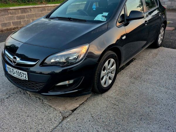 Opel Astra Hatchback, Diesel, 2015, Black