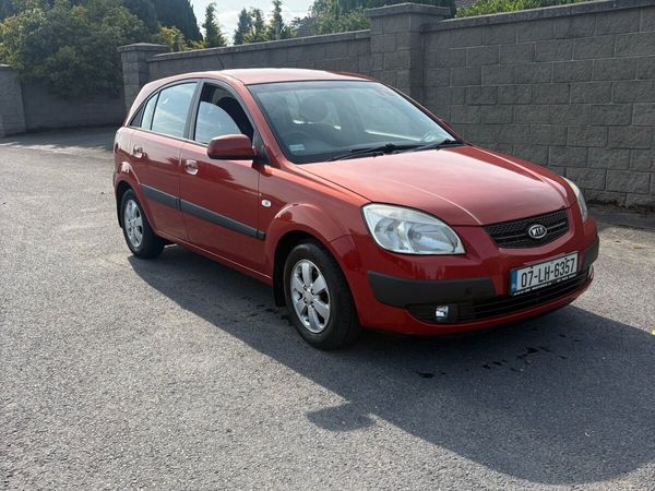 Kia Rio Hatchback, Petrol, 2007, Red