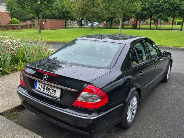 Mercedes-Benz E-Class Saloon, Petrol, 2007, Black