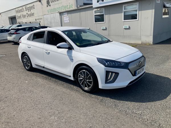 Hyundai IONIQ Hatchback, Electric, 2021, White