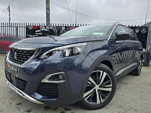 Peugeot 5008 MPV, Petrol, 2019, Blue