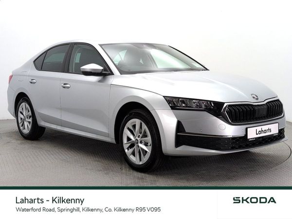 Skoda Octavia Saloon, Diesel, 2025, Silver