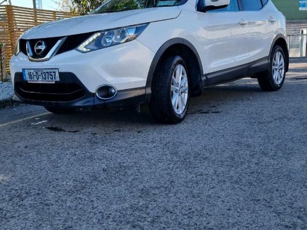 Nissan Qashqai Hatchback, Diesel, 2016, White