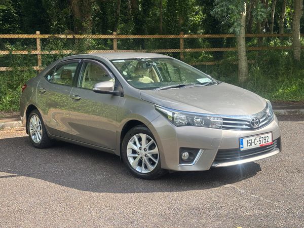 Toyota Corolla Saloon, Diesel, 2015, Bronze