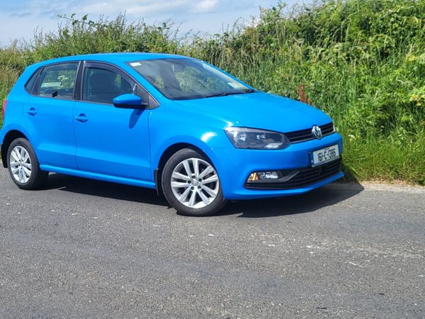 Volkswagen Polo Hatchback, Petrol, 2016, Blue