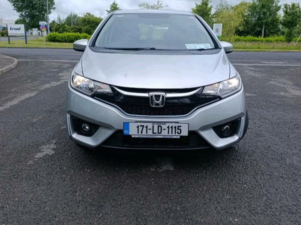 Honda Fit Hatchback, Petrol Hybrid, 2017, Silver