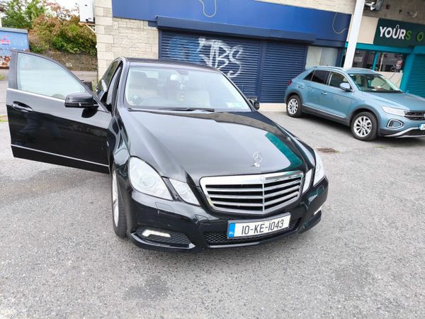 Mercedes-Benz E-Class Saloon, Diesel, 2010, Black