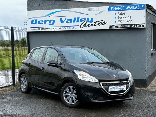 Peugeot 208 Hatchback, Diesel, 2013, Black