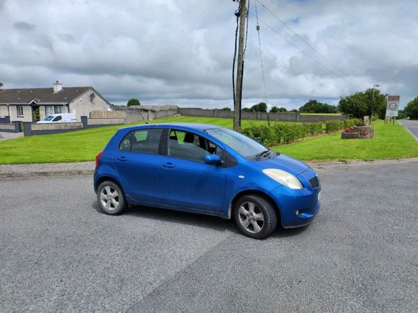 Toyota Yaris Hatchback, Petrol, 2007, Blue