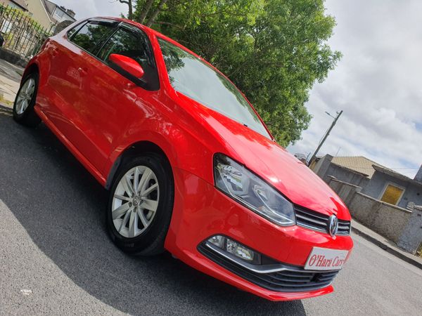 Volkswagen Polo Hatchback, Petrol, 2015, Red