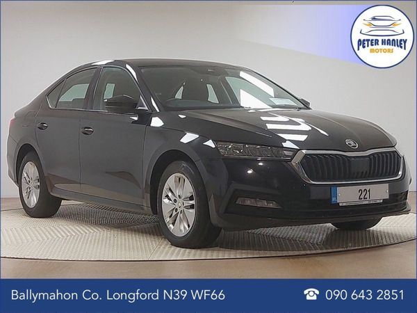Skoda Octavia Hatchback, Diesel, 2022, Black