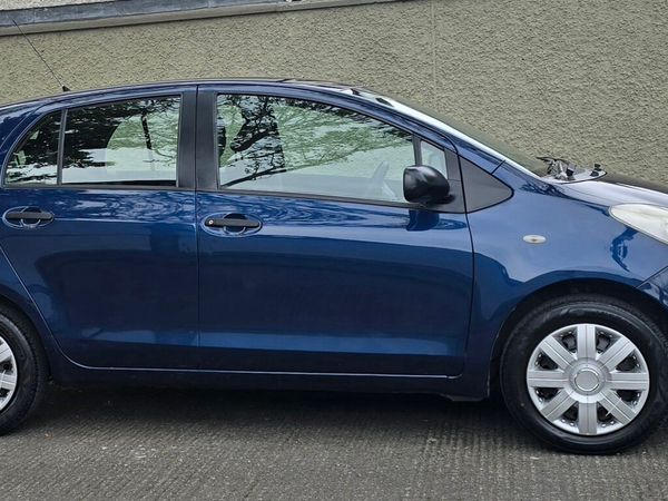 Toyota Yaris Hatchback, Petrol, 2007, Blue