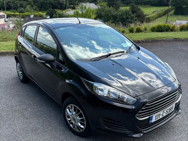 Ford Fiesta Hatchback, Petrol, 2013, Black