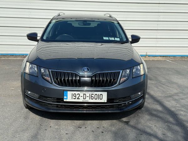 Skoda Octavia Estate, Diesel, 2019, Grey