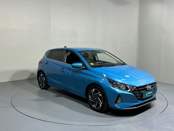 Hyundai i20 Hatchback, Petrol, 2022, Blue
