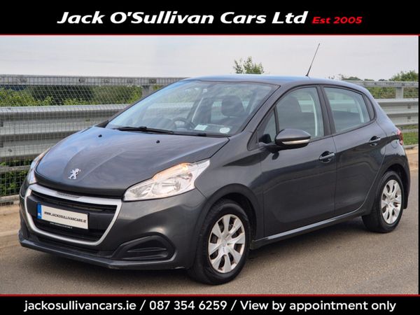 Peugeot 208 Hatchback, Petrol, 2015, Grey