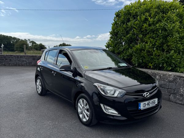 Hyundai i20 Hatchback, Petrol, 2013, Black