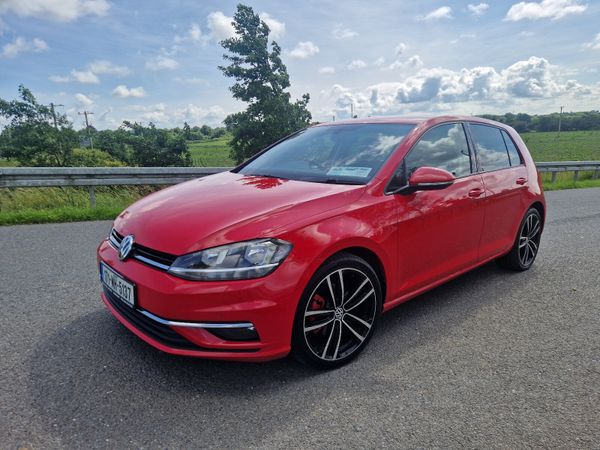 Volkswagen Golf Hatchback, Diesel, 2017, Red