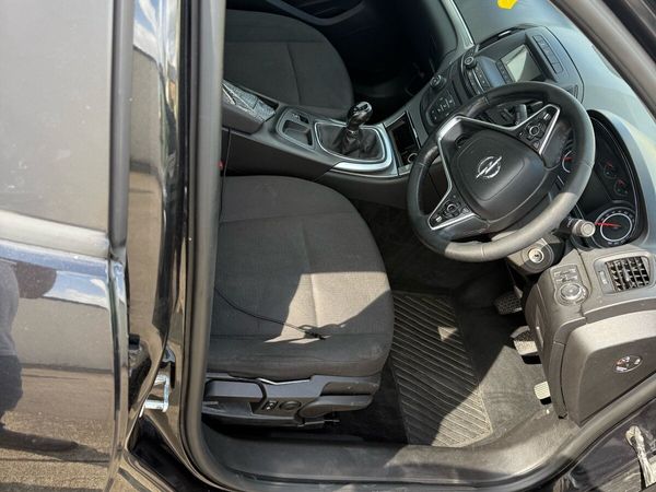 Opel Insignia Saloon, Diesel, 2016, Black