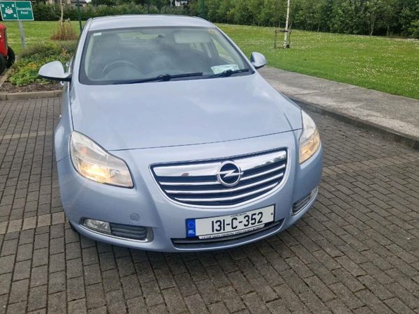 Opel Insignia Hatchback, Diesel, 2013, Silver