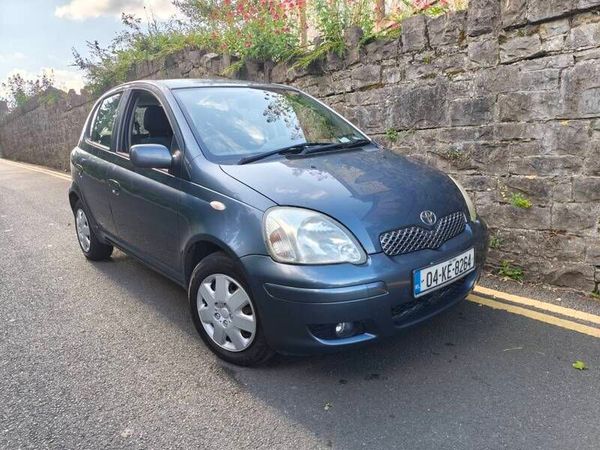 Toyota Yaris Hatchback, Petrol, 2004, Blue