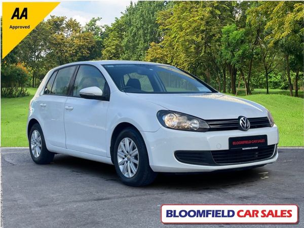 Volkswagen Golf Hatchback, Petrol, 2012, White
