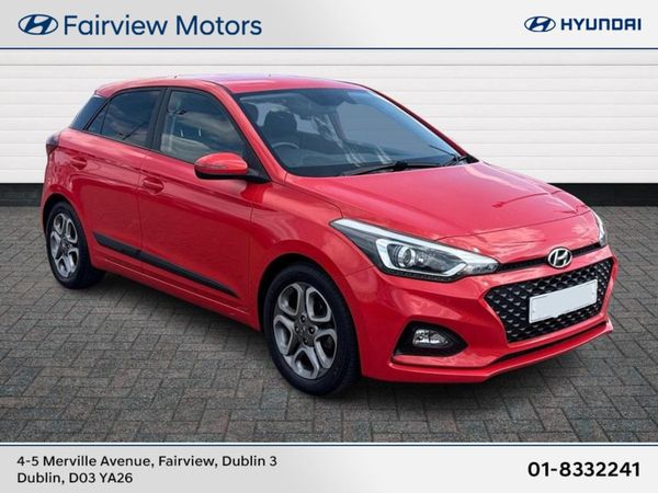Hyundai i20 Hatchback, Petrol, 2019, Red
