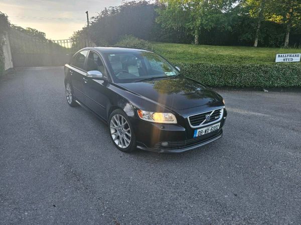 Volvo S40 Saloon, Diesel, 2008, Black