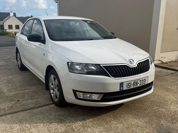 Skoda Rapid Saloon, Diesel, 2015, White