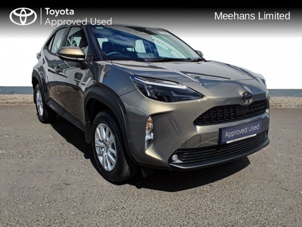 Toyota Yaris Cross Hatchback, Hybrid, 2025, Gold