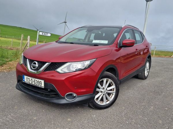 Nissan Qashqai MPV, Diesel, 2017, Red