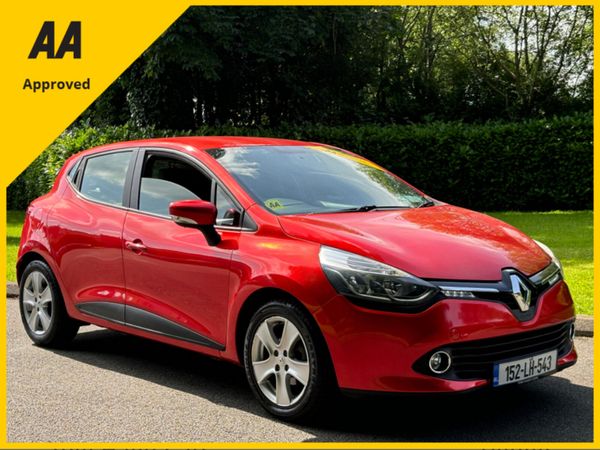 Renault Clio Hatchback, Petrol, 2015, Red