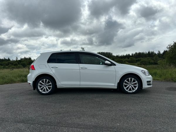 Volkswagen Golf Hatchback, Diesel, 2014, White