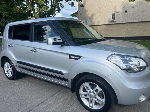 Kia Soul MPV, Diesel, 2011, Silver