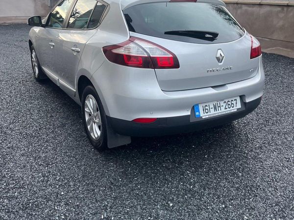 Renault Megane Hatchback, Diesel, 2016, Silver