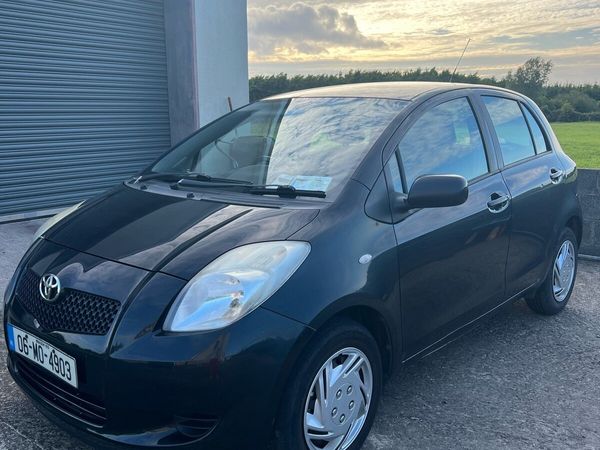 Toyota Yaris Hatchback, Petrol, 2006, Black