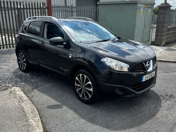 Nissan Qashqai Hatchback, Diesel, 2012, Black